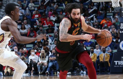  米切尔末节独揽十五分，骑士加时险胜尼克斯守排名